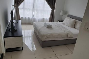 The Pinnacles (Pinnacle Tower)