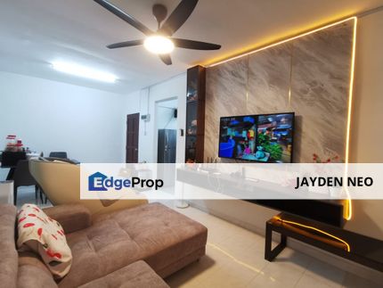 Desa Cemerlang,Pangsa Akasia,Rare Unit,Fully Renovated,Good Condition, Johor, Ulu Tiram