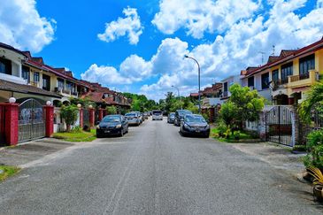 Taman Sutera Perling
