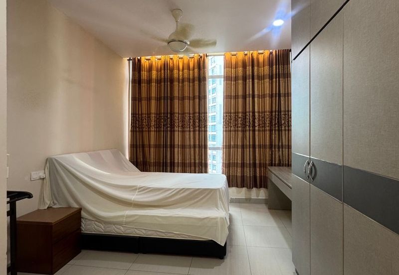 Dedaun Hijau (Greenfield Regency)