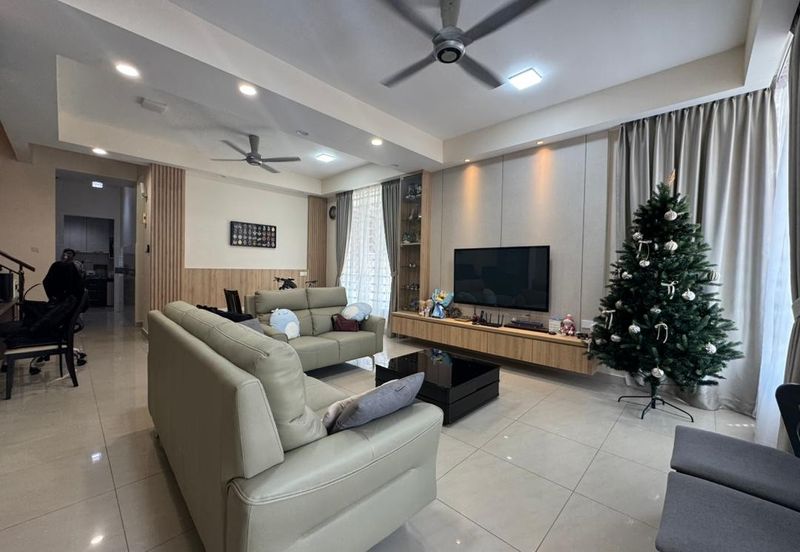 Seri Austin East Zone