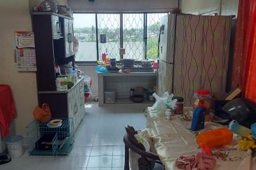 Flat Bandar Selesa Jaya