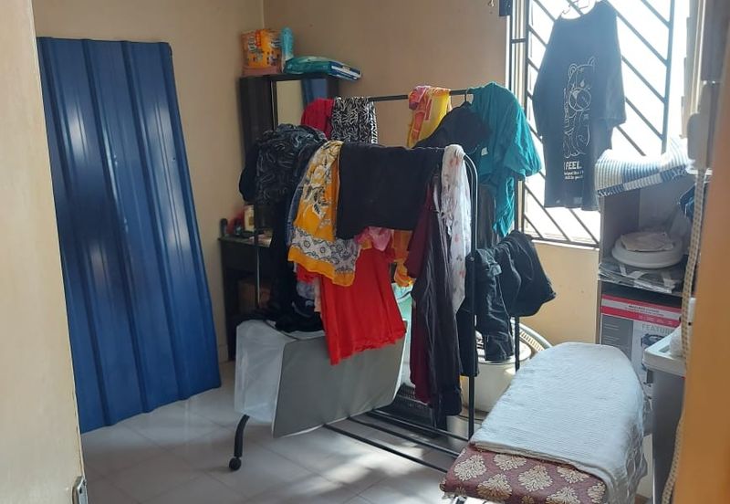 Flat Bandar Selesa Jaya