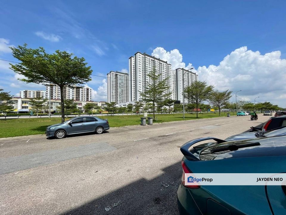 Sierra Perdana,Taman Rinting,Rare Unit,Good Condition,Facing mainroad , Johor, Masai
