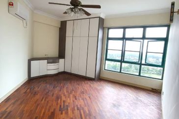 The Straits View, Bandar Baru Permas Jaya