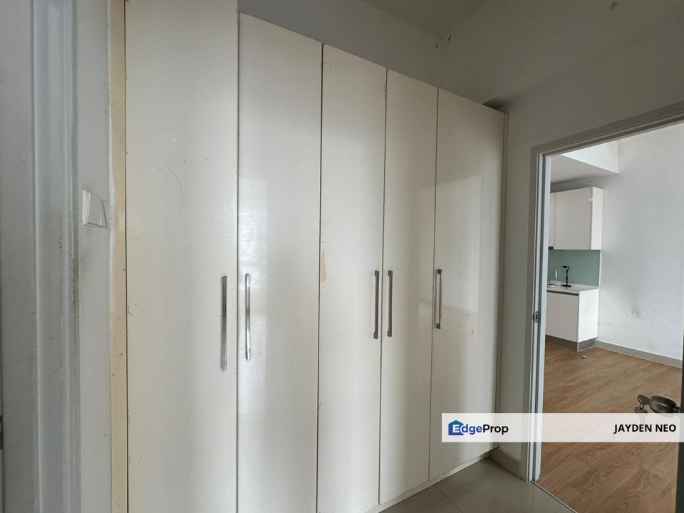 Tropez Residence  @ Danga bay 开车10min到CIQ 去Tuas Highway很方便, Johor, Johor Bahru