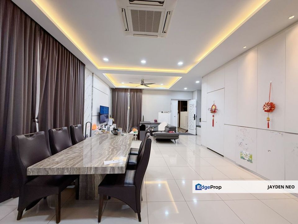 Bandar Cemerlang超美全装修双层田字屋出售 省下装修费 直接领包入住, Johor, Ulu Tiram