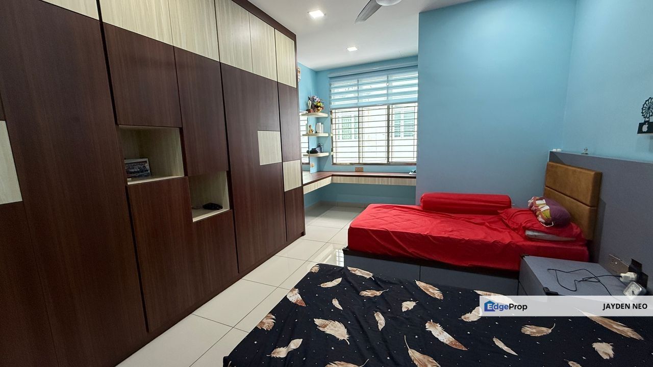 Nusa Sentral 3 Storey Superlink Fully Renovated Unblock View, Johor, 