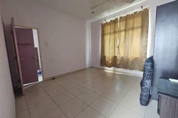 Maple Red, Adda Heights