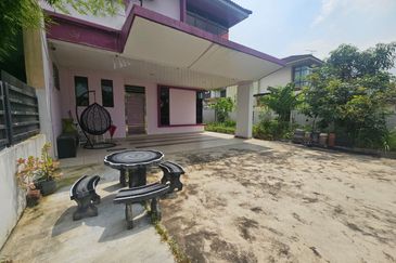 Maple Red, Adda Heights