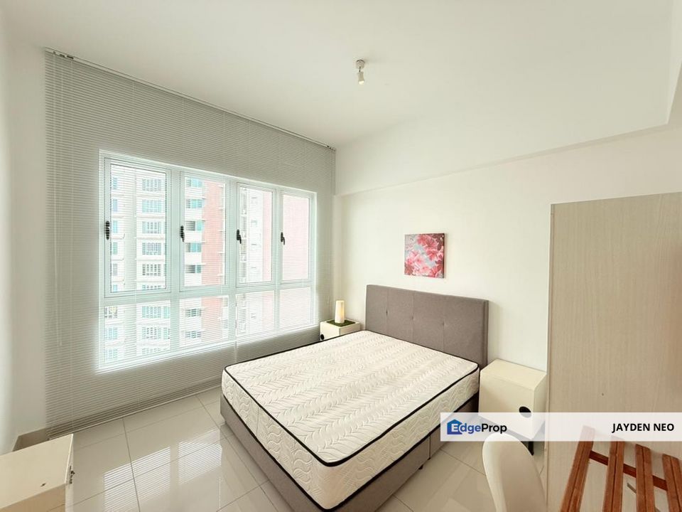 Tropez @ Danga Bay Jb Town Good Condition,Fully Furnished, Johor, Johor Bahru