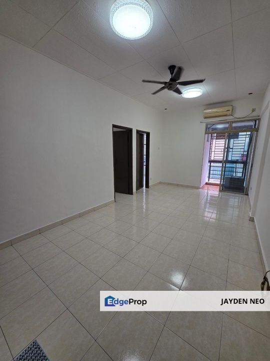 Full Loan/Nusa Bestari Shoplot Apartment/Fully Furnished/Skudai, Johor, Johor Bahru