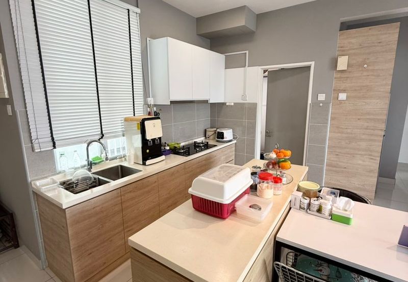 D'Lagoon, Taman Seri Austin