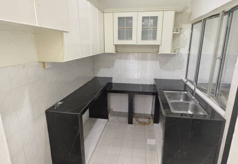 Sri Kenari Apartment