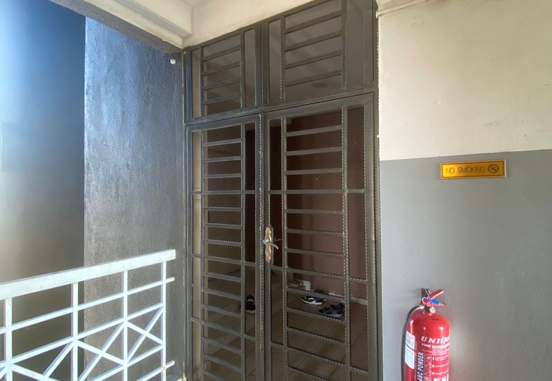 Mewah View Luxurious Apartments