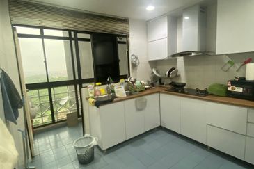 Mewah View Luxurious Apartments