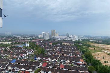 Mewah View Luxurious Apartments