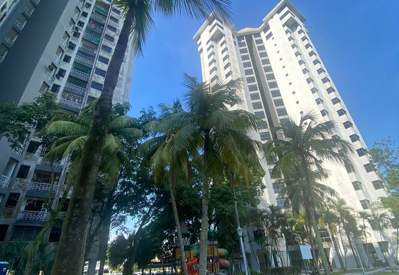 Mewah View Luxurious Apartments