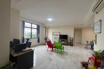 Aloha Tower Condominium