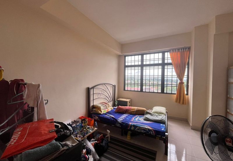 Aloha Tower Condominium