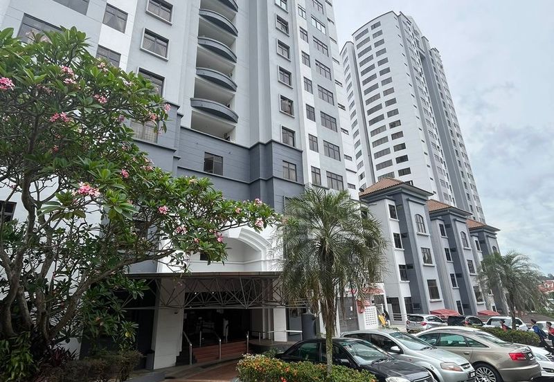 Aloha Tower Condominium