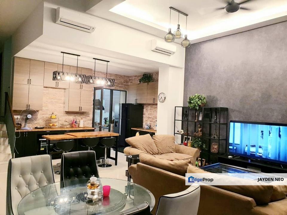 Emerald Residence Semi Detached Corner Lot (Unblock View+Renovated Unit), Johor, Nusajaya