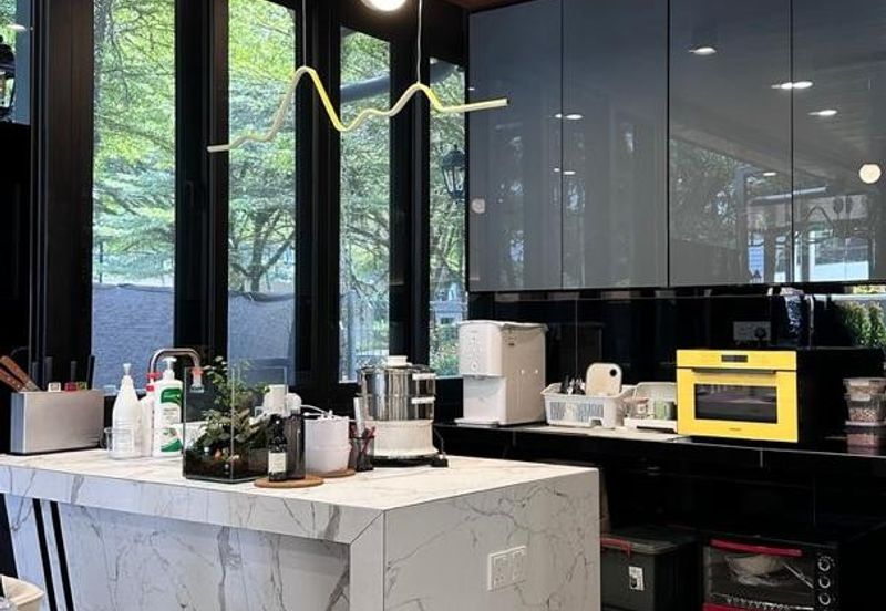 The WaterEdge Residences