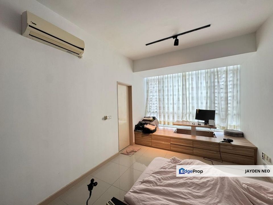 Greenfield Studio Unit Full Loan Available!!! (High Floor), Johor, Tampoi