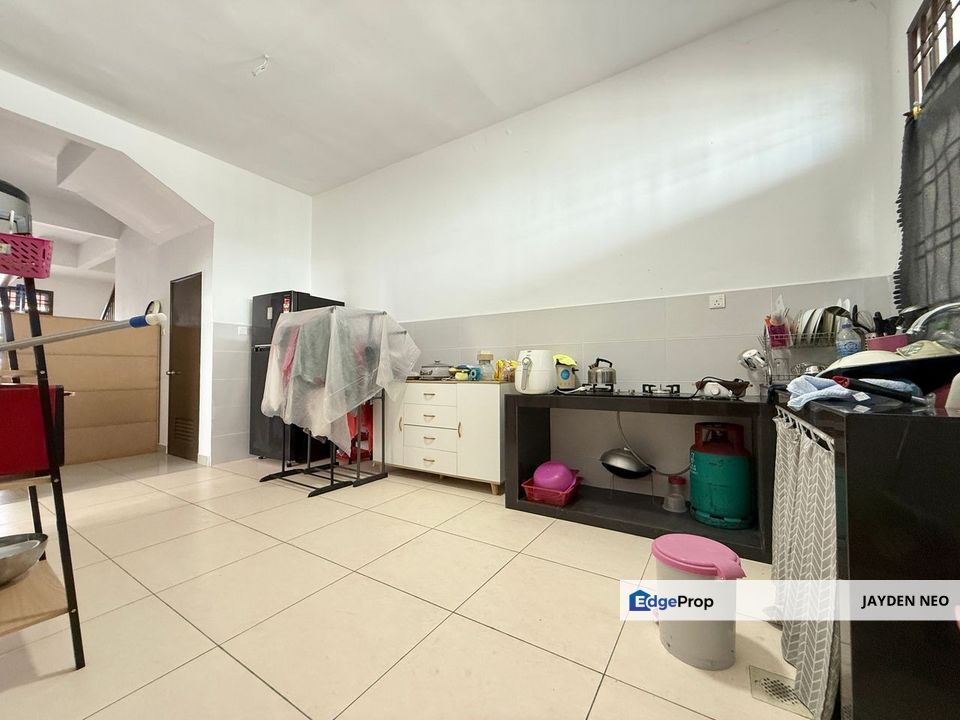 Taman Pulai HIjauan Double Storey Endlot 22x75sqft, Johor, Kangkar Pulai