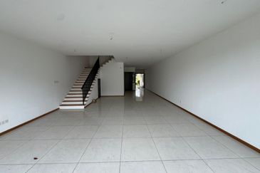 Senibong Cove Waterway Residences