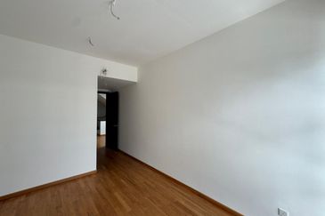 Senibong Cove Waterway Residences