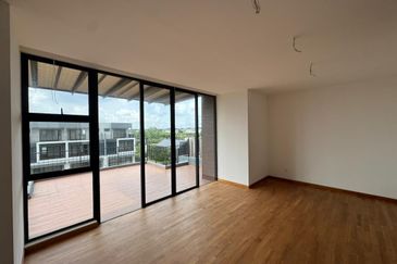 Senibong Cove Waterway Residences