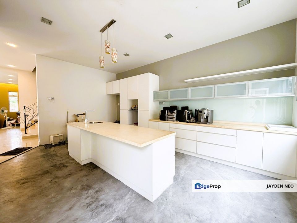 Dato Onn,Perjiranan 10,Rare Unit,Full Loan,Good Condition,Renovated Unit, Johor, Johor Bahru