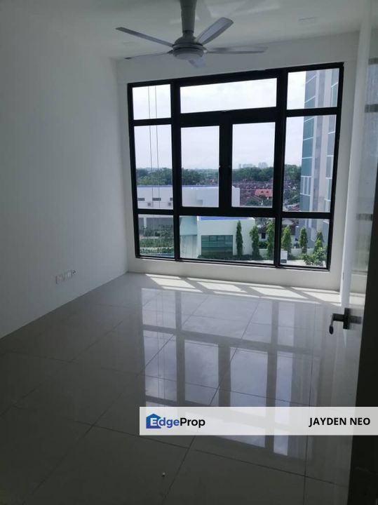 8 Scape,Perling,Cheapest Unit,Rare Unit,Good Condition, Johor, Johor Bahru