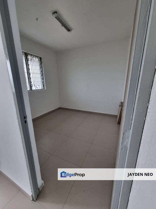 Tun Aminah Flat,low cost,Renovated Unit,Rare Unit,Good Condition, Johor, Johor Bahru