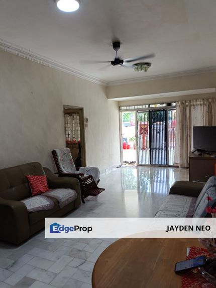 Full Loan Single Storey Terrace House @ Jalan Selat, Taman Dato Penggawa Barat!!! Walking Distance to Paradigm Mall & Shoplot Nearby within 1KM!!!, Johor, Johor Bahru