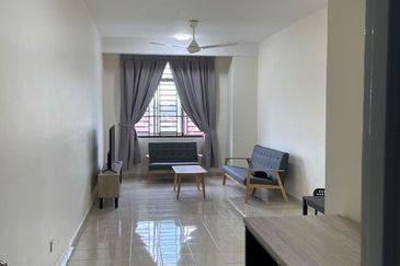 Indah Court Apartment