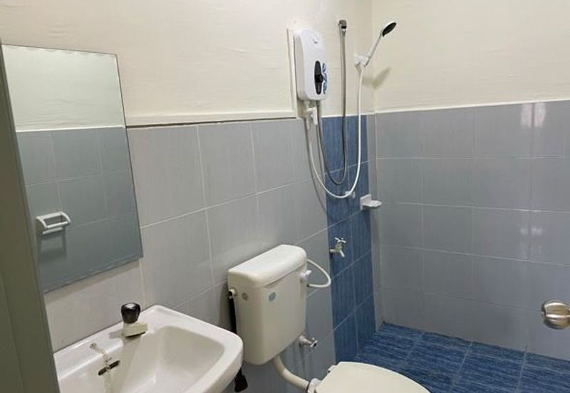 Indah Court Apartment