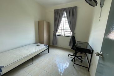 Indah Court Apartment