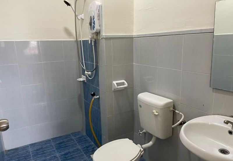 Indah Court Apartment