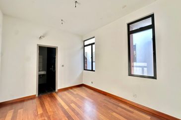 The Canal Garden South, Horizon Hills