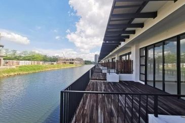 Senibong Cove Waterway Residences