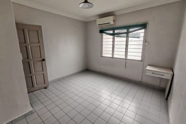 Rumah Pangsa Permas Jaya