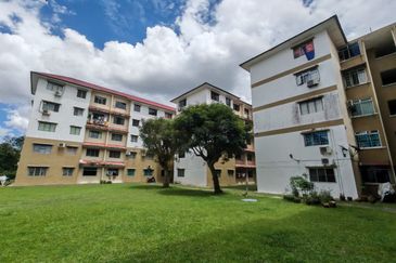 Rumah Pangsa Permas Jaya