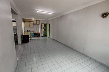 Rumah Pangsa Permas Jaya