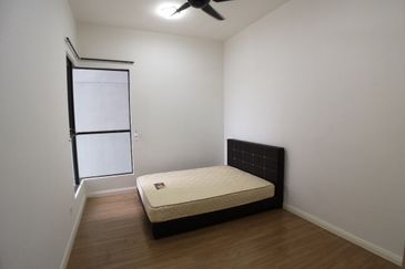 WaterEdge Residences