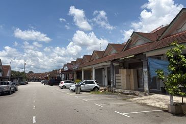 Taman Sri Pulai Perdana 1