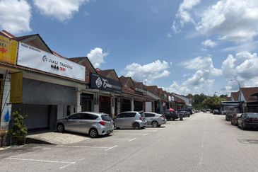 Taman Sri Pulai Perdana 1