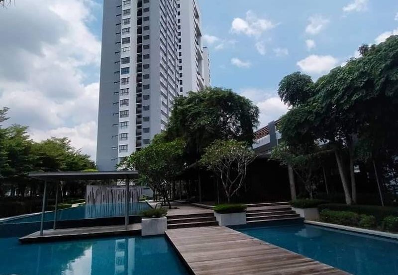 The WaterEdge Residences