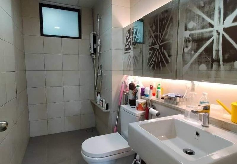 The WaterEdge Residences